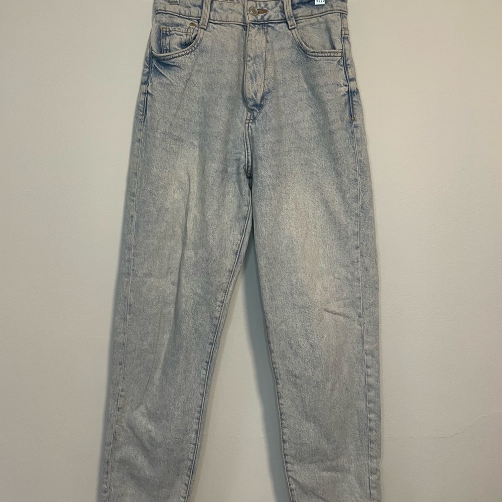 ZARA Straight Leg Blue Jeans
